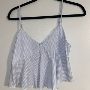 Crop top tank, gently worth